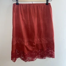 Vintage Vanity Fair Half Slip Accordion Pleated Nylon Tricot Size 5 Red w Lace