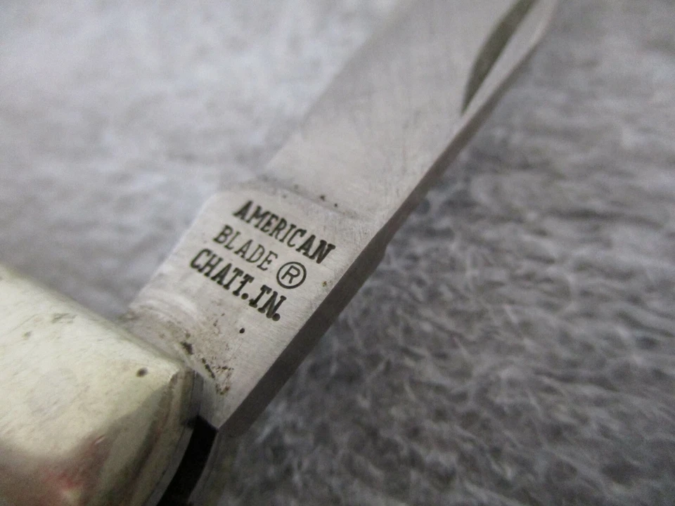 VINTAGE LOT BUCK, AMERICAN, BOKER, & (2) PAL CUTLERY CO. (TOTAL 5 KNIVES) - Image 3 of 4