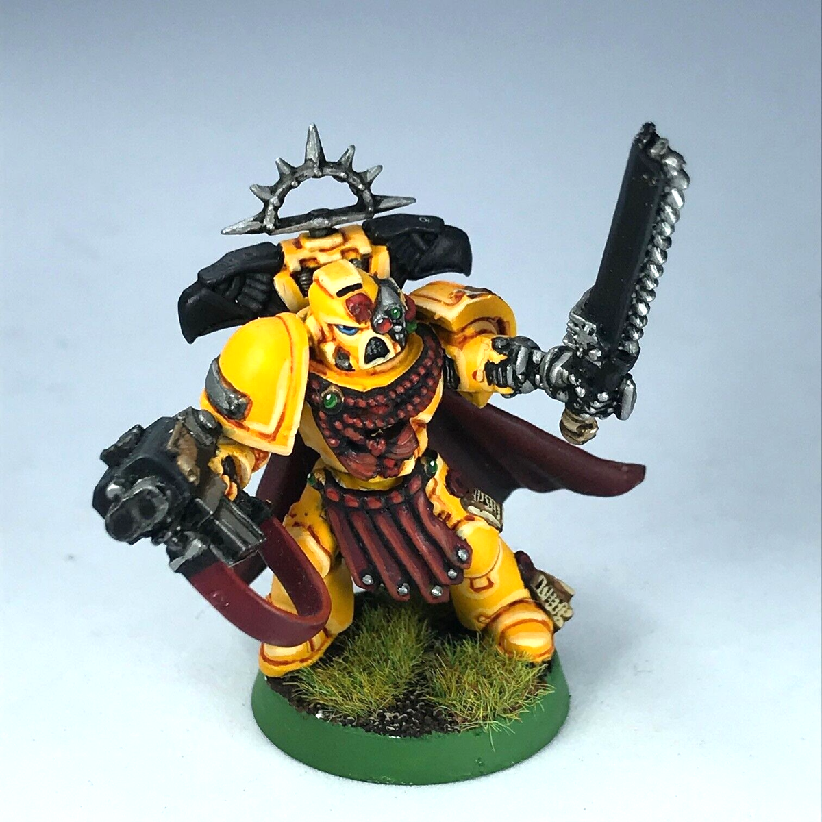 Metal Classic Imperial Fist Captain Space Marines - Painted