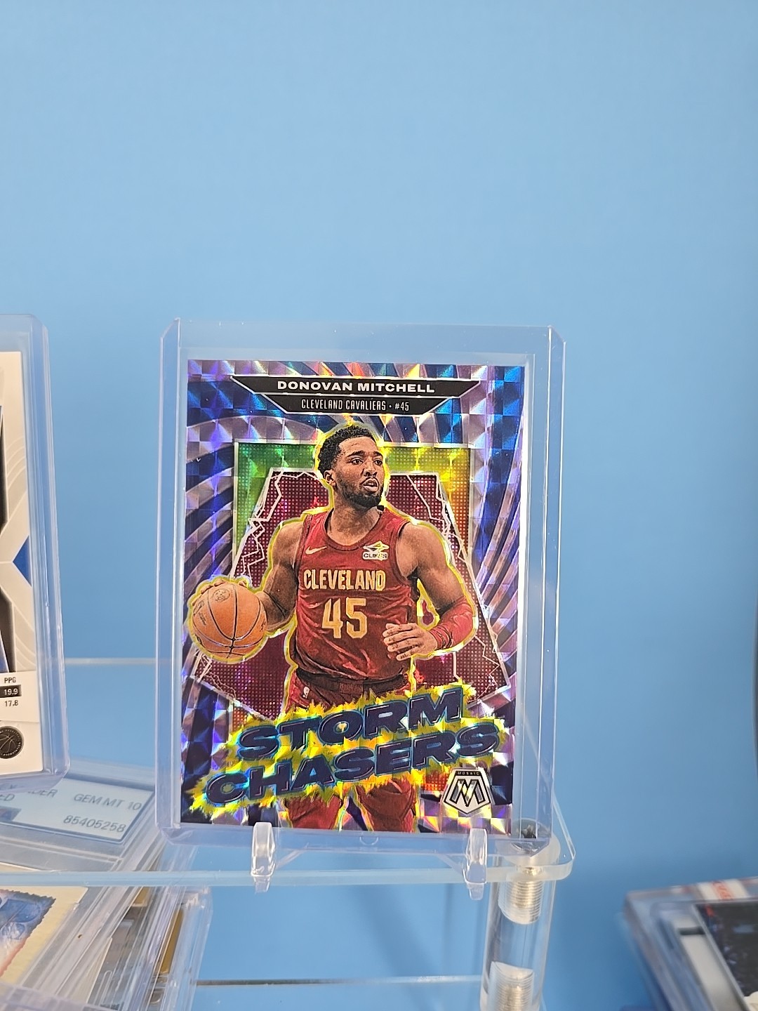 DONOVAN MITCHELL 2024-25 MOSAIC STORM CHASERS SILVER PRIZM CAVALIERS Q1639