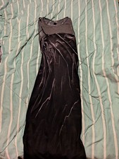 Black Shift-Style Dress With Slit, With Mesh Panel