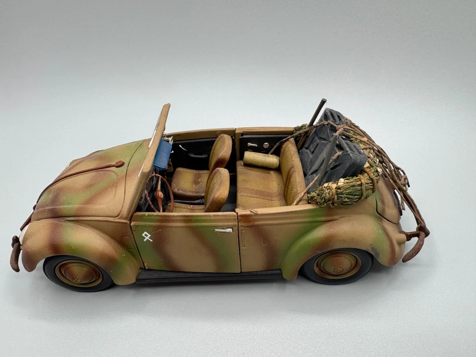 1:18 Maisto-Umbau WWII German VW Käfer Cabrio - pro built - Bild 2 von 4