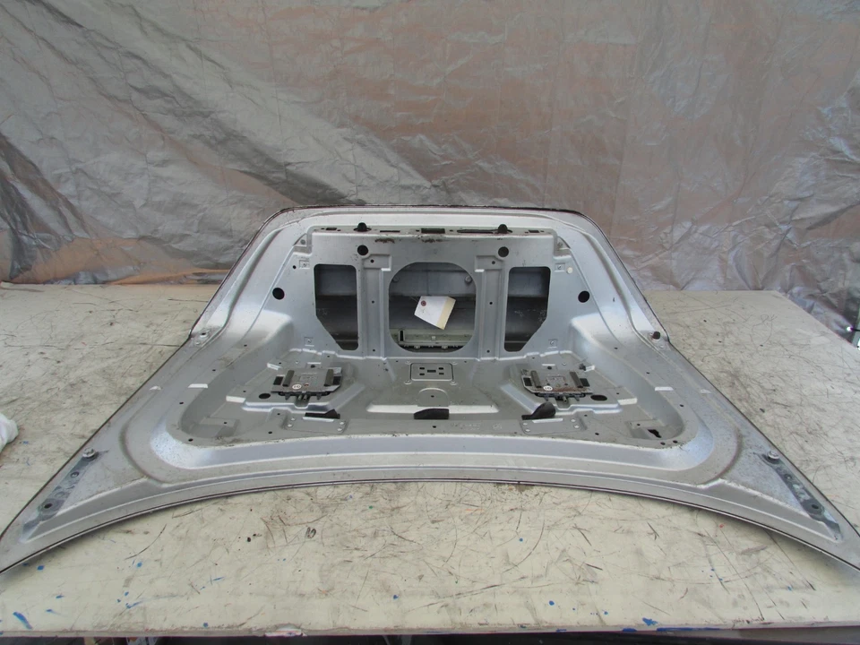 2000-2001-2002 MERCEDES BENZ S430 S500 W220 TRUNK/HATCH/TAILGATE SILVER OEM - Image 4 of 4