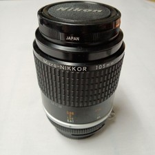 Nikon Micro-NIKKOR 105mm f/2.8 Macro Lens Excellent Condition F Mount