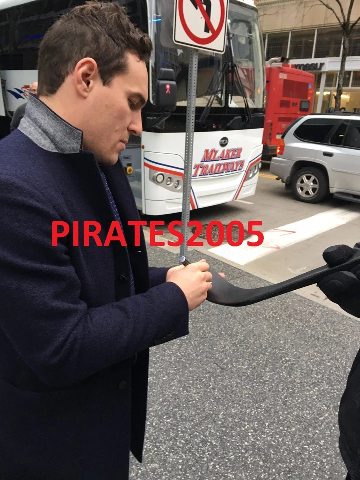 PALO DE HOCKEY FIRMADO POR MIKE CAMMALLERI LOS ANGELES KINGS PRUEBA AUTOGRAFIADA Foto 3 de 3