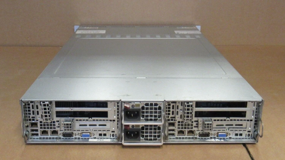 Supermicro SuperServer 6026TT-HDTRF 4 x Quad-Core E5540 48GB Ram 12 x 1TB - Image 2 of 3