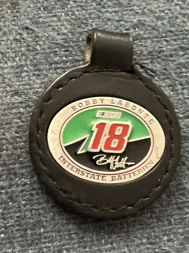 LOTE DE ARTÍCULOS NASCAR BOBBY LABONTE PIN LLAVERO IMÁN  Foto 4 de 4