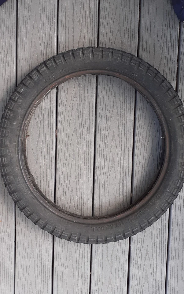 Neumático Dunlop Universal de Motocicleta Militar Británica Segunda Guerra Mundial RARO W^D Hecho en Inglaterra Foto 2 de 4