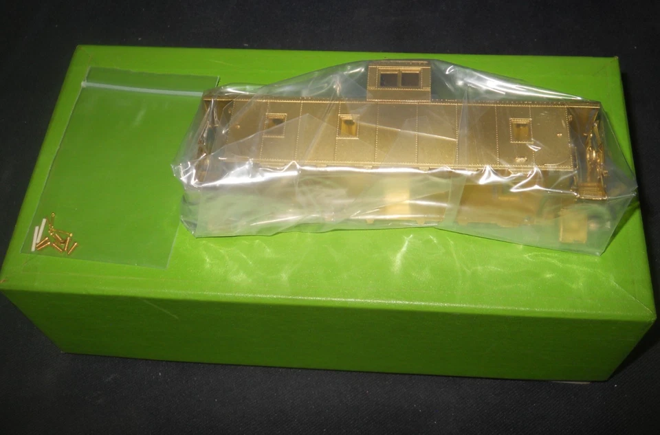 HO Brass Overland Union Pacific CA-6 Caboose BODY ONLY - Image 2 of 3
