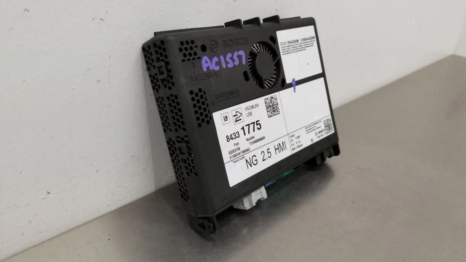 18 CHEVY TAHOE INFORMATION HUMAN MACHINE INTERFACE CONTROL MODULE 84331775 - Imagem 4 de 4