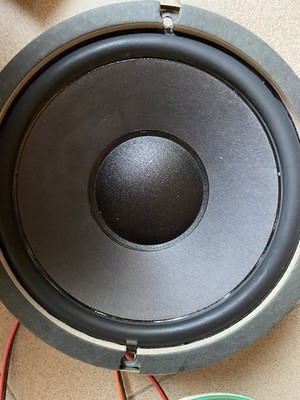 Originale Lautsprecher, aus einem Roland KR-5500  8 Om.  Sansui W-20136A