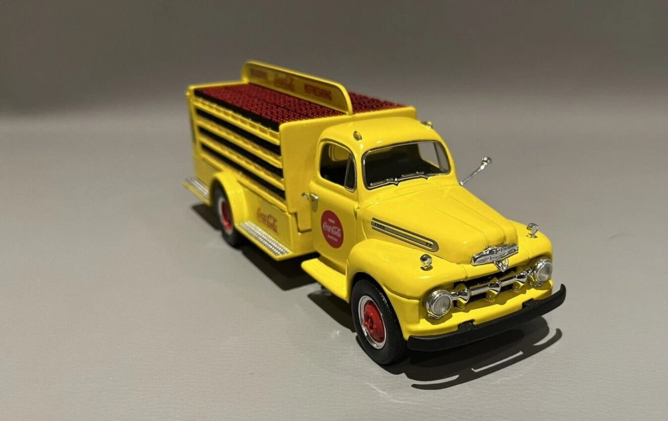 Coca-Cola 1951 Ford Bottler's Truck 1:34 Die Cast Metal Replica - First Gear - Image 3 of 4