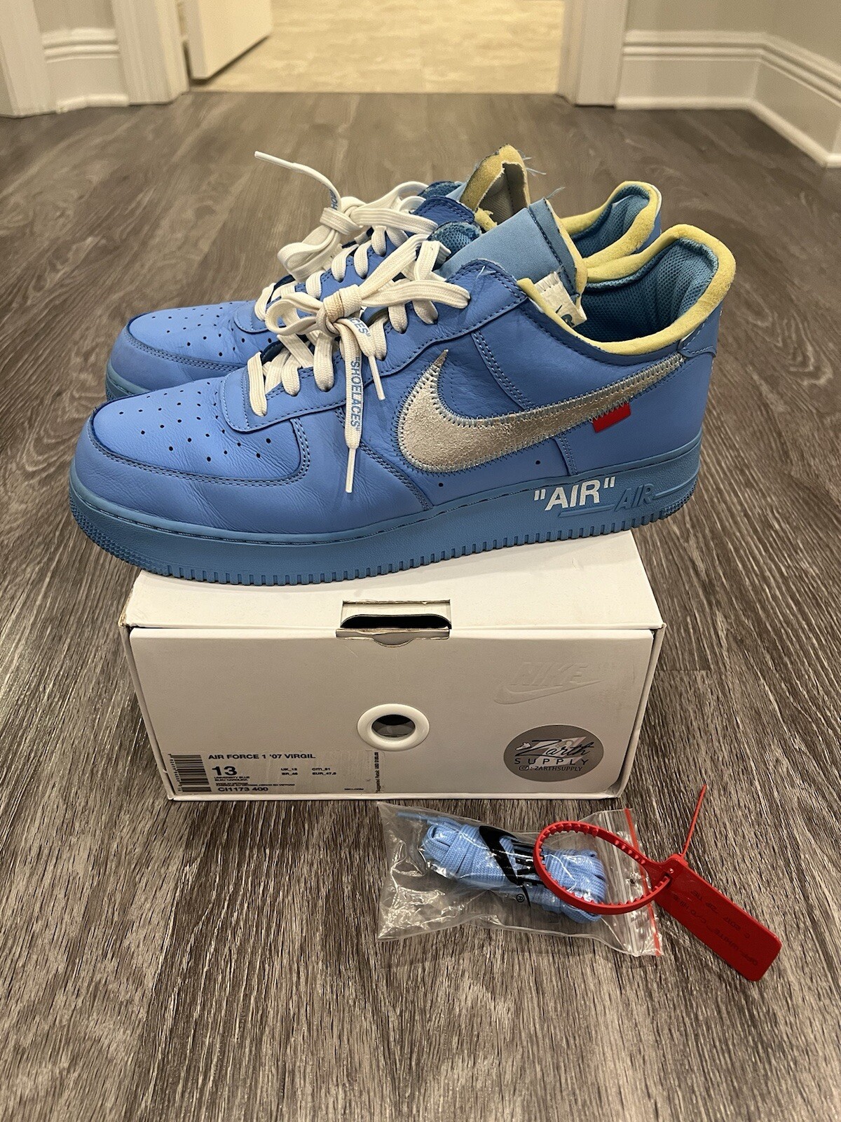 OFF WHITE X NIKE Nike Air Force 1 Low '07 x bianco sporco MCA taglia 13 buone condizioni