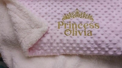 SOFT TOUCH KRONE GRÜBCHEN SHERPA HINTERLEGT PRINZESSIN DIADEM PERSONALISIERT BESTICKT BABYDECKE