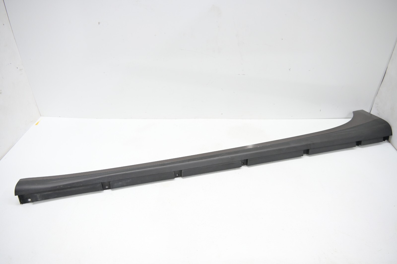 ⭐ 14-20 Maserati Ghibli Left Driver Lower Rocker Skirt Panel Molding Oem