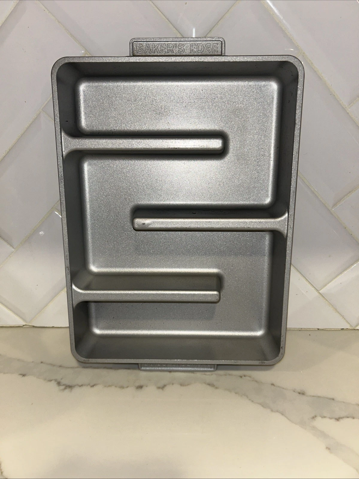 Bakers Edge Brownie Pan 9x12 Cast Aluminum Non-Stick Continuous USA