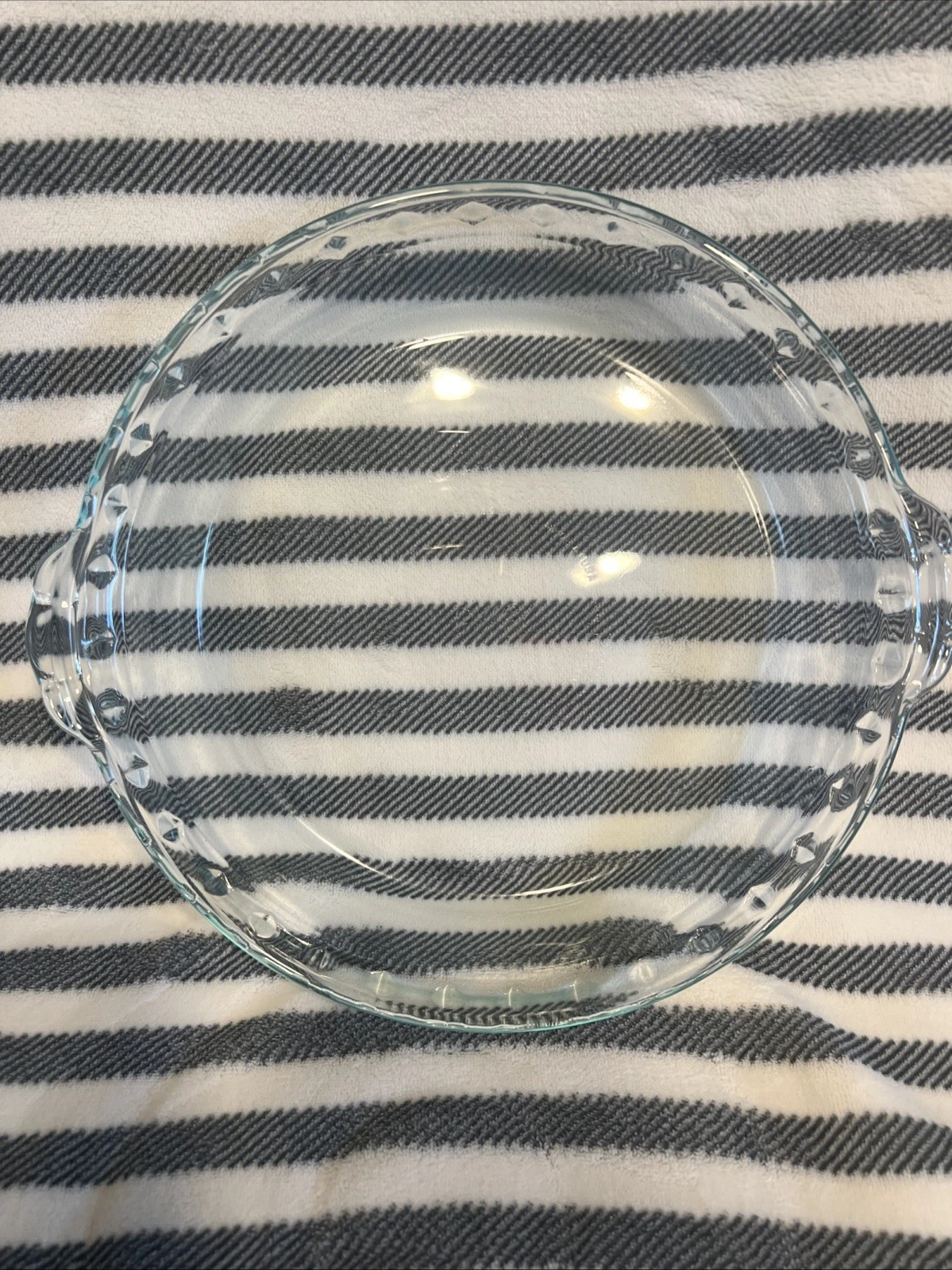 Pyrex Glass Pie Baking Dish with Handle and with Basket Vintage 229