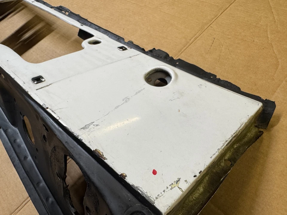 Capucha Ford Mustang 87-93 panel chapa reparación limpiaparabrisas daños capó volador Foto 3 de 4