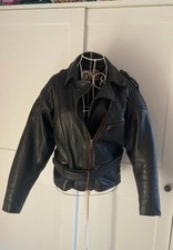 Motorradjacke City Moto Line Schwarz Tailliert mit  Protektoren! Gr.38 Damen