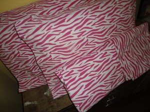 Target Xhilaration Zebra Pink White 4pc Full Sheet Set Cotton