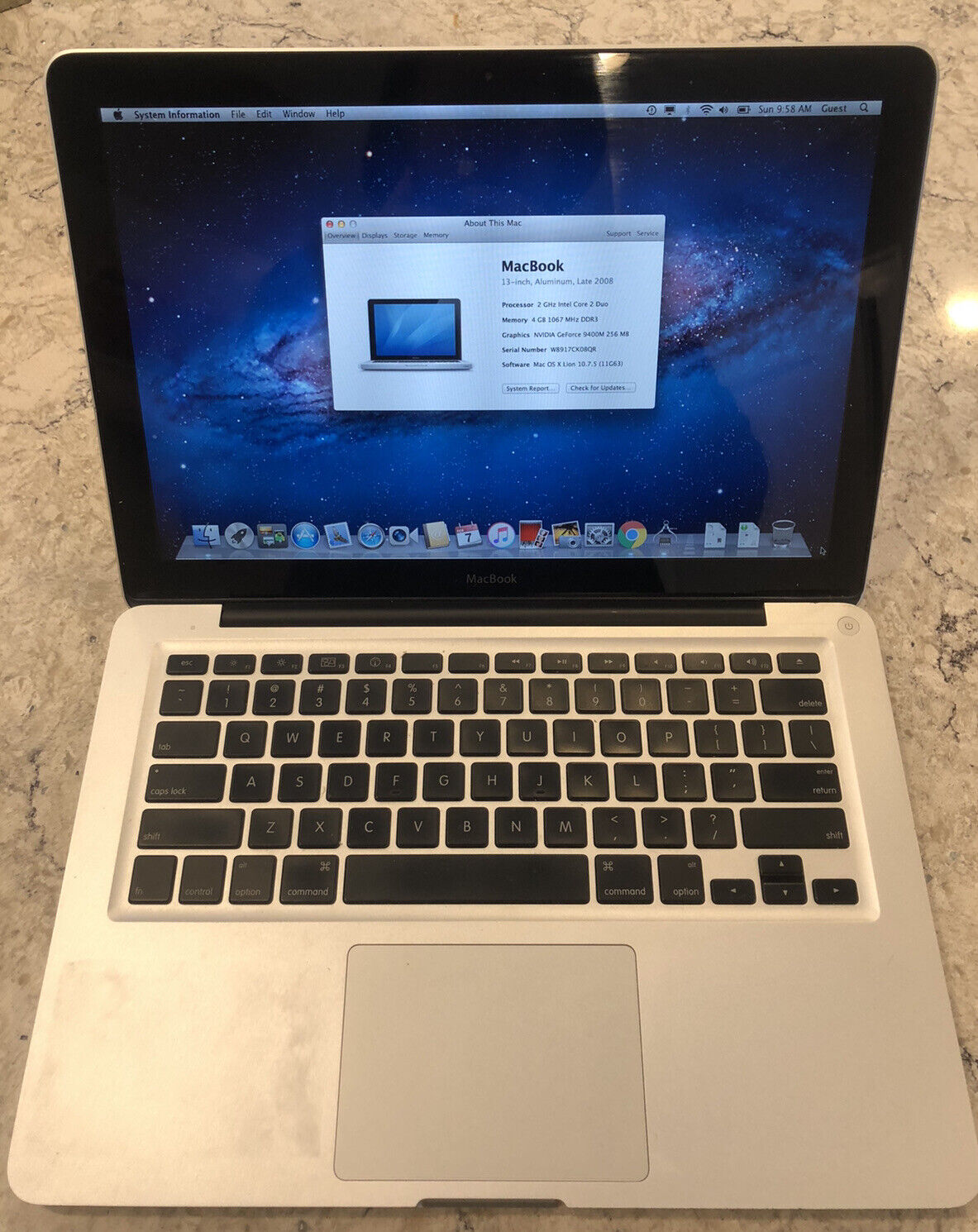 Apple macbook 13-in, Aluminum, Late 2008, 2 GHz Intel Core 2 Duo