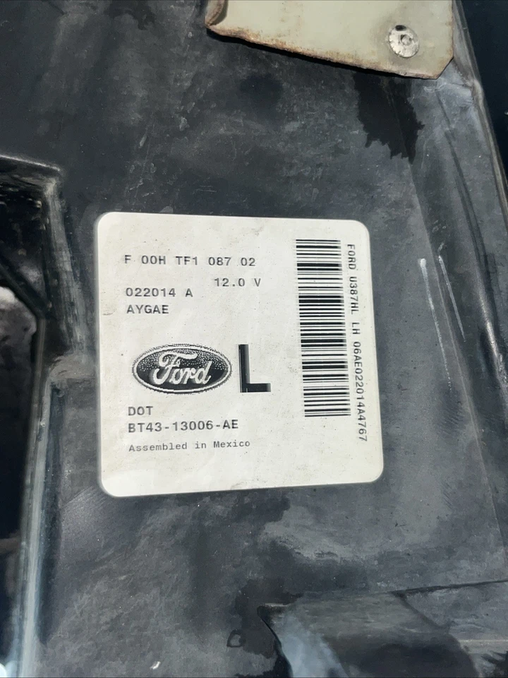 Faro halógeno del lado izquierdo del conductor Ford Edge 2011 2012 2013 2014 con bombilla OEM Foto 4 de 4