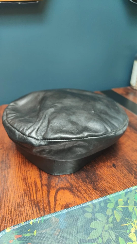 Casquette marin / gavroche en cuir noir vintage – Taille 55 de 1964 - Photo 4/4