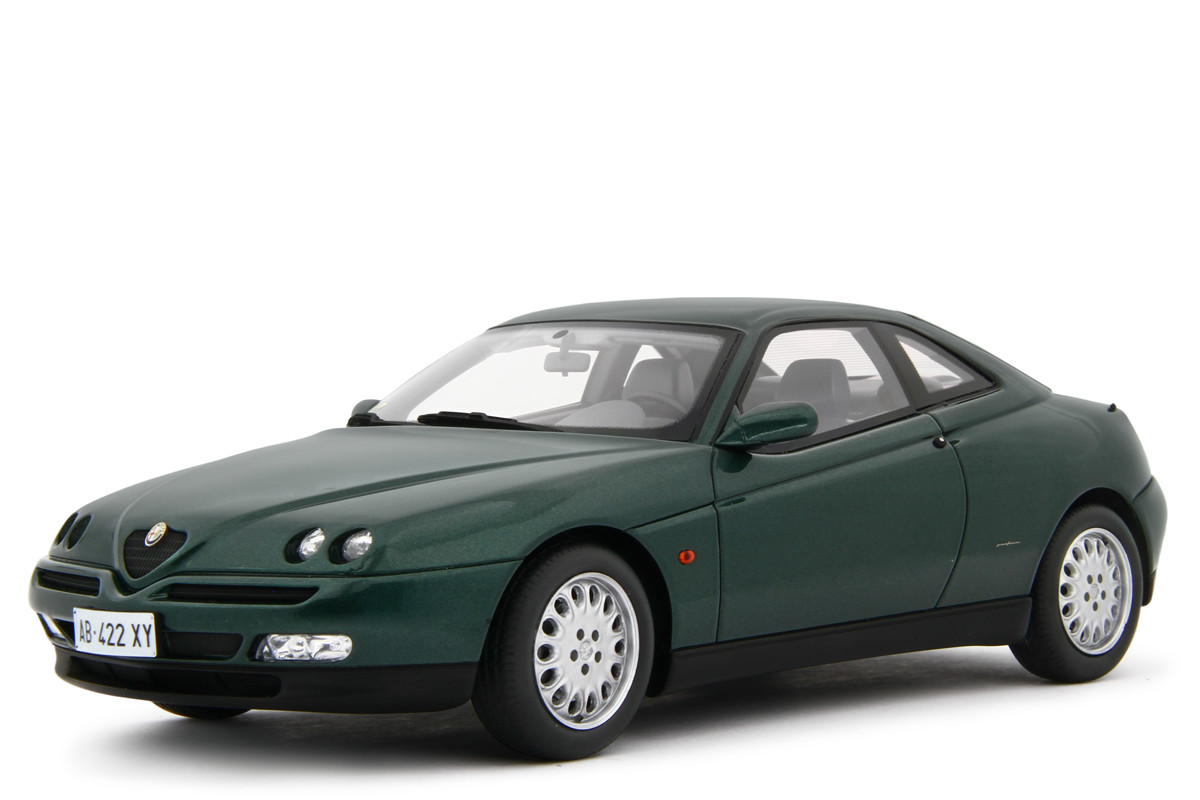 Alfa Romeo GTV 2.0 T.Spark 16V 1995 miniature 1:18 par Laudoracing LM192D