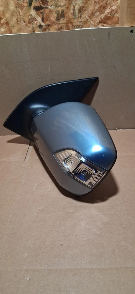 Espejo retrovisor eléctrico azul del lado izquierdo del conductor para KIA SEDONA 2011-2014 OEM Foto 2 de 4