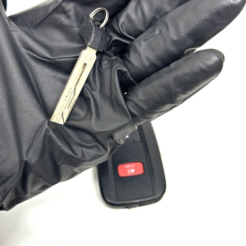 2021 TOYOTA CHR OEM Smart Key Less Entry Remote Alarm Blank M0ZBR1ET - Picture 5 of 5