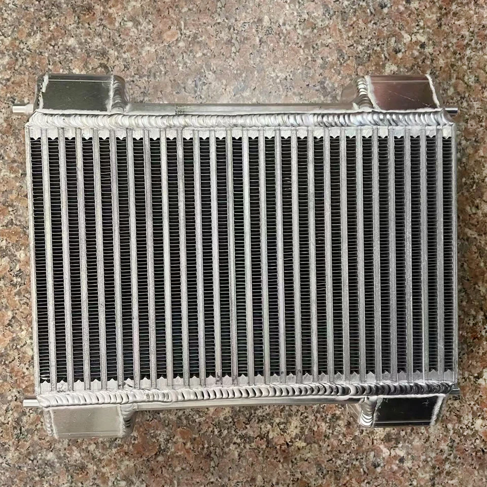 For Mercedes Benz G65 AMG G63 AMG 2013-18 Left Oil Cooler Radiator A4635000101 - Image 2 of 4