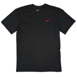 basic nike shirt