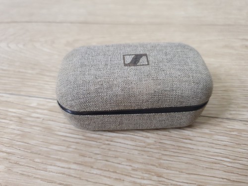 Sennheiser Momentum True Wireless 1 Ear Bud Charging Case - Grey - Picture 5 of 9