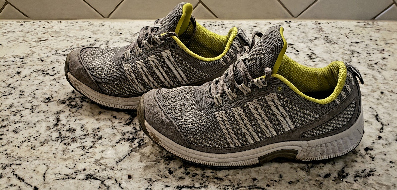 orthofeet tennis shoes