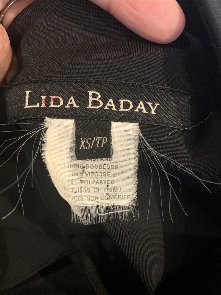 令人惊叹的 Lida Baday 黑色 Midi 连衣裙弹力粘胶摆动讨人喜欢 尺寸 XS 二手状况完好 — 第 3/4 张图片