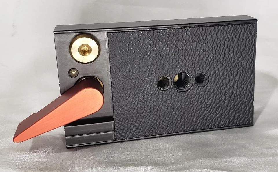 Linhof Quickfix II Tripod Connector Quick Release Plate - Image 3 of 4