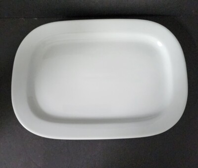 CRATE BARREL OVAL SERVING PLATTER PORCELAIN