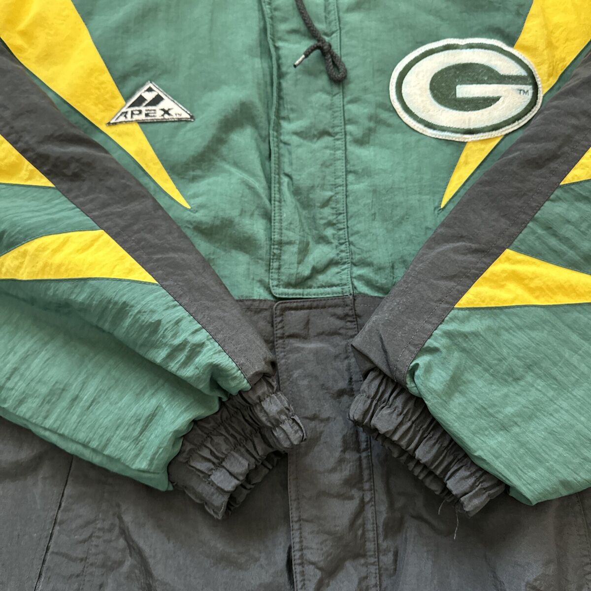 Vintage 90s NFL Pro Line APEX Green Bay Packers Shark Tooth Vintage 90s NFL Pro Line APEX Green Bay Packers Shark Tooth