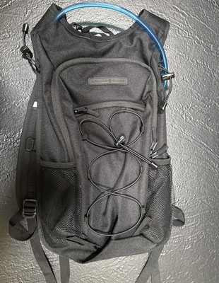 Armor Edge Black 2L Hydration Backpack & Straw Sternum Strap Side Pockets New