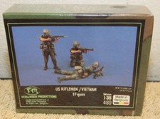 SEALED US Riflemen Vietnam 3 Figures 1:35 Scale - Verlinden Productions Belgium