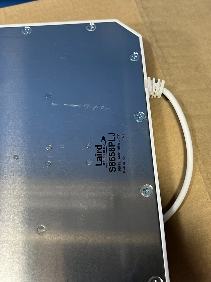 LAIRD S8658PLJ96RTN RFID ANTENNA *NEW* - Image 3 of 3