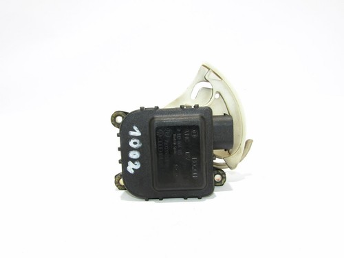 Audi A4 B5 8D 1999 Stellmotor Klima Heizung heater flap actuator 0132801148