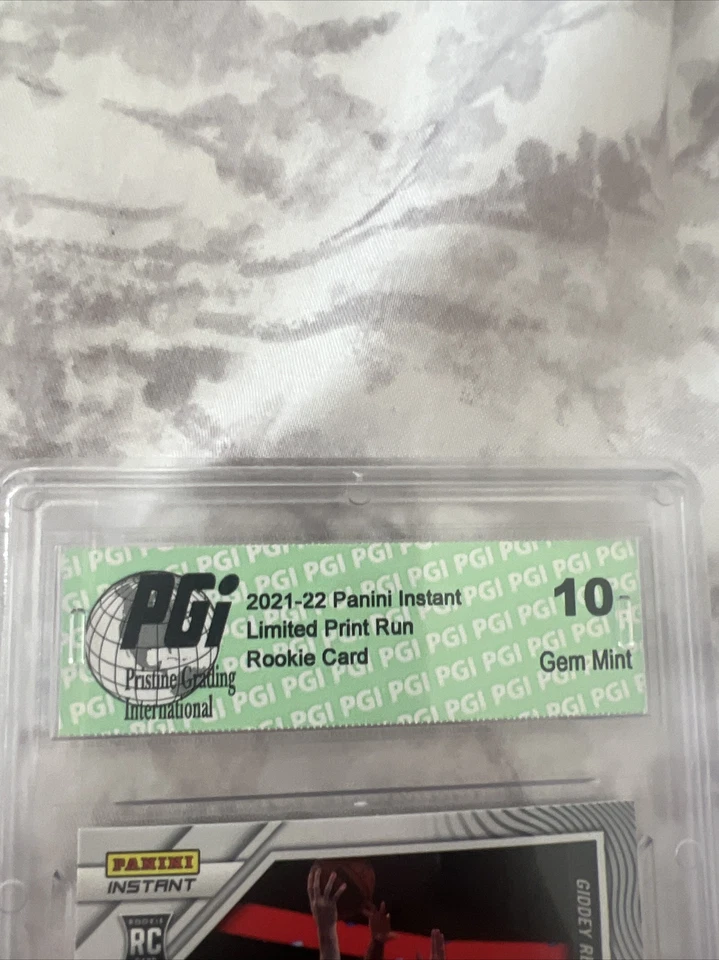 2021/22 Panini Instant Josh Giddy rookie card 1/305 Grades Pgi 10. - Image 4 of 4