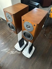 DYNAUDIO FOCUS 110 Speakers (pair)