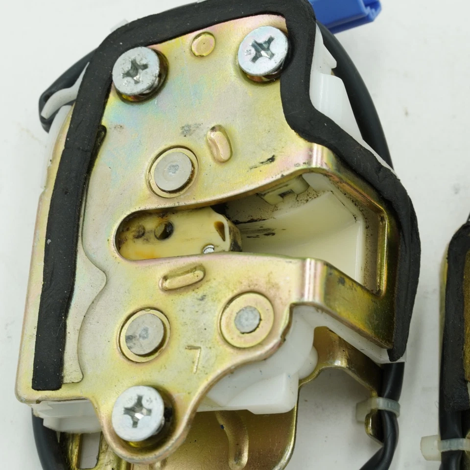 2003-2011 Honda Element Lower Tailgate Locks Left Right Trunk Latch LH RH 4434 - Imagem 3 de 4