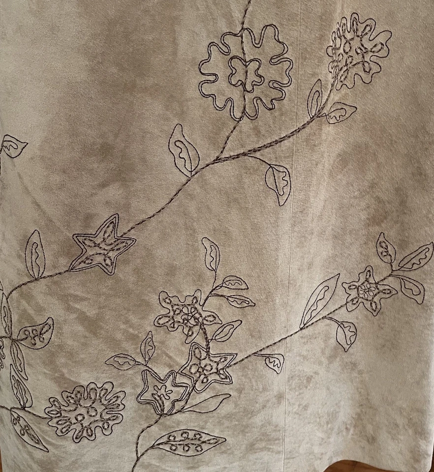 VTG Dialogue Tan Suede Long Skirt with Floral Design Womens Size 12 Boho Western - Image 2 of 4