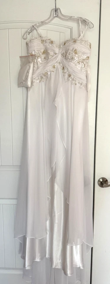 Vestido de novia Mon Cheri (talla 10) nuevo Foto 4 de 4