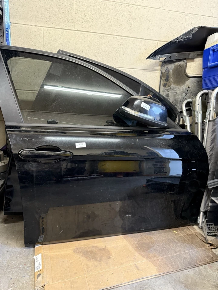 12-18 BMW F30 320 328 335 PUERTAS DELANTERAS Y TRASERAS IZQUIERDA LADO CONDUCTOR COMPLETO NEGRO AZABACHE Foto 4 de 4