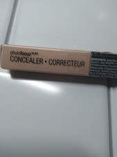 Wet N Wild Photo Focus Cream Concealer Shade 840B Light Ivory 0.29 fl oz New