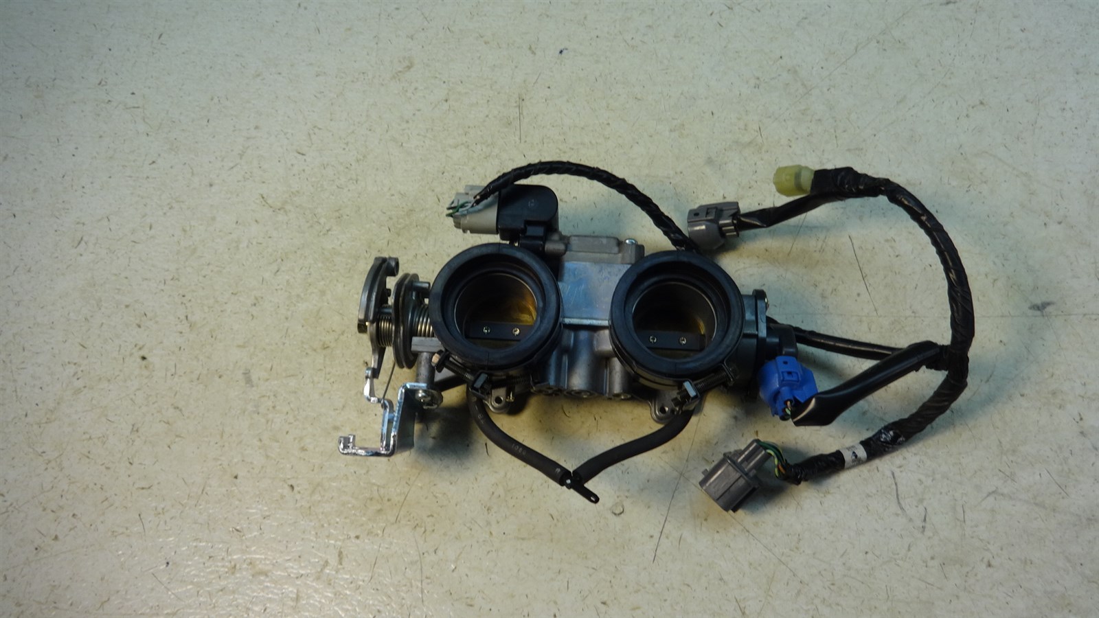 2002 Honda Goldwing GL1800 GL 1800 H1204. throttle bodies with sensors eBay